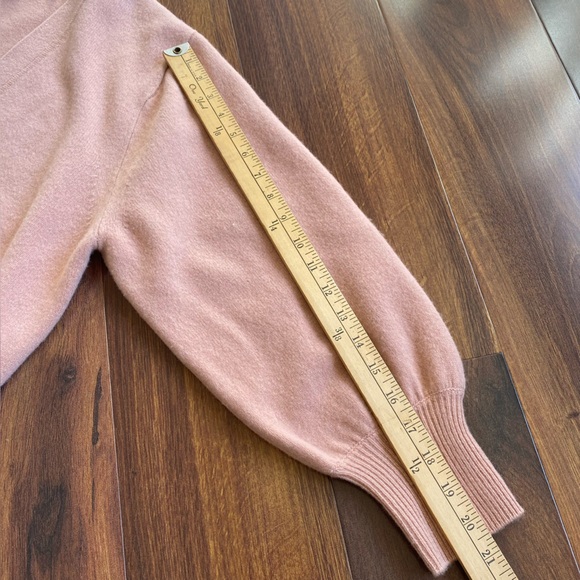 Sandro Paris 100% Wool Puff Sleeve 3 Button Deep V-Neck Cardigan Pink - Picture 10 of 10